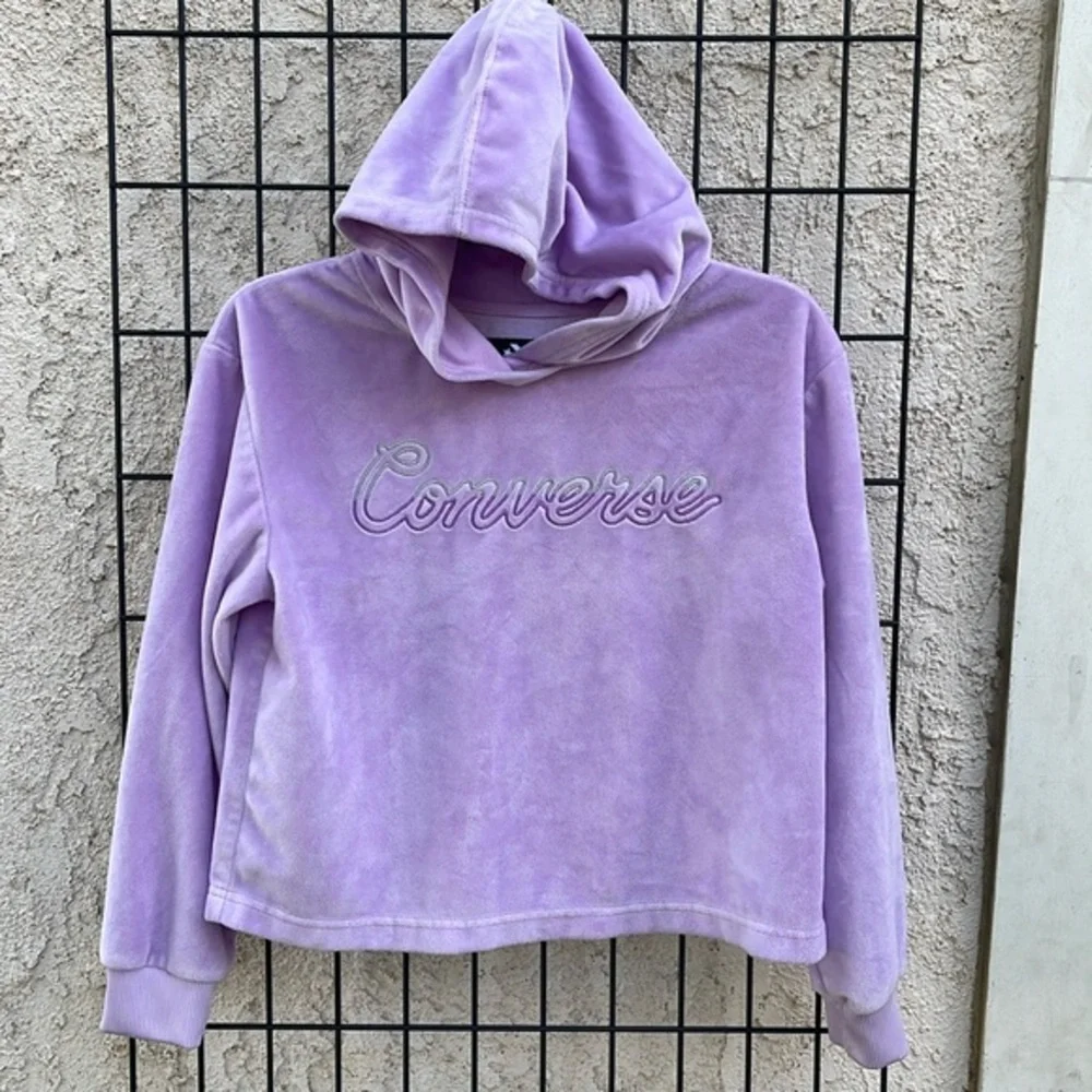 Converse lavender long sleeve hoodie / top girls size large (youth)